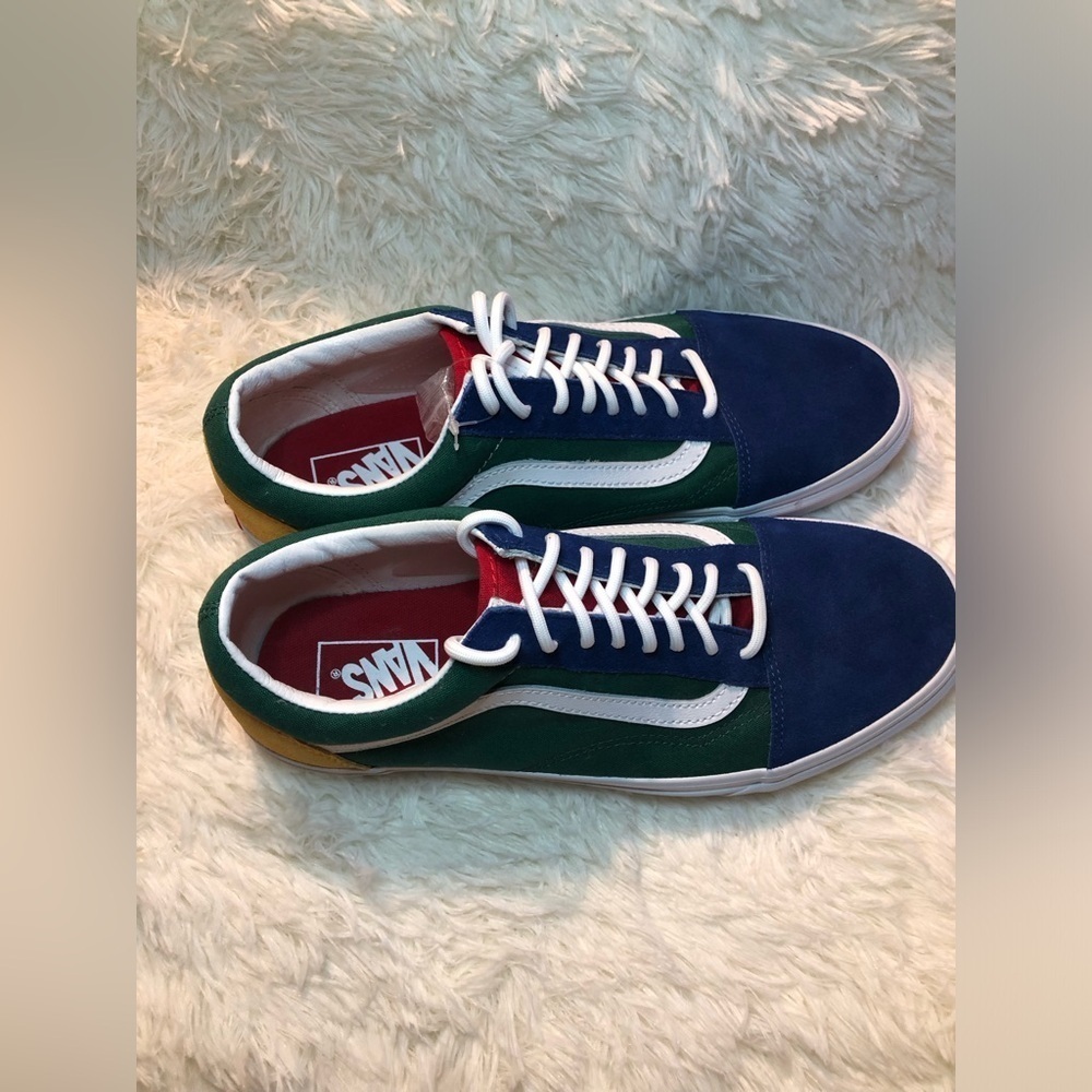 Vans Men's Blue Green Yellow and Red Sneakers Men’s size 10.5 NWOT - Picture 8 of 16